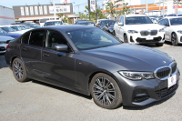 BMW 3シリーズ 330i Mｽﾎﾟｰﾂ ｺﾝﾌｫｰﾄP ☆GW期間中限定掲載☆高出力 258馬力 追従ACC 渋滞時ﾊﾝｽﾞｵﾌ 360度ｶﾒﾗ Pｱｼｽﾄﾌﾟﾗｽ LEDﾍｯﾄﾞﾗｲﾄ ｵｰﾄﾊｲﾋﾞｰﾑ Mｽﾎﾟｰﾂﾌﾞﾚｰｷ ｼｰﾄﾋｰﾀｰ ﾀｯﾁ画面HDDﾅﾋﾞｱｯﾌﾟﾙｶｰﾌﾟﾚｲ 電動ﾄﾗﾝｸ ﾜｲﾔﾚｽ充電 2年保証