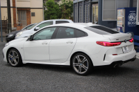 BMW 2シリーズ M235i Xdrive ｸﾞﾗﾝｸｰﾍﾟｾﾚｸﾄP 306馬力 4WD ｼｰﾄﾋｰﾀｰ Mｽﾎﾟｰﾂｼｰﾄ Mｼｰﾄﾍﾞﾙﾄ ｱﾀﾞﾌﾟﾃｨﾌﾞｻｽ Hifiｽﾋﾟｰｶｰ 追従ACC LEDﾍｯﾄﾞﾗｲﾄ 専用18AW Mspﾌﾞﾚｰｷ Applecarplay ﾀｯﾁ画面HDDﾅﾋﾞPｱｼｽﾄ ﾜｲﾔﾚｽ充電 2年保証