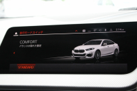 BMW 2シリーズ M235i Xdrive ｸﾞﾗﾝｸｰﾍﾟｾﾚｸﾄP 306馬力 4WD ｼｰﾄﾋｰﾀｰ Mｽﾎﾟｰﾂｼｰﾄ Mｼｰﾄﾍﾞﾙﾄ ｱﾀﾞﾌﾟﾃｨﾌﾞｻｽ Hifiｽﾋﾟｰｶｰ 追従ACC LEDﾍｯﾄﾞﾗｲﾄ 専用18AW Mspﾌﾞﾚｰｷ Applecarplay ﾀｯﾁ画面HDDﾅﾋﾞPｱｼｽﾄ ﾜｲﾔﾚｽ充電 2年保証