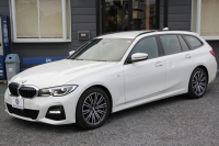 BMW 3シリーズ 320d Xdrive ﾂｰﾘﾝｸﾞMｽﾎﾟｰﾂ ｲﾉﾍﾞｰｼｮﾝP 4WD ﾚｰｻﾞｰﾗｲﾄ HUD ｼﾞｪｽﾁｬｰC Pｱｼｽﾄﾌﾟﾗｽ 360度ｶﾒﾗ ｼｰﾄﾋｰﾀｰ BMWﾗｲﾌﾞｺｯｸﾋﾟｯﾄﾞﾀｯﾁ画面HDDﾅﾋﾞApplecarplay ﾜｲﾔﾚｽ充電 LEDﾍｯﾄﾞﾗｲﾄ ｵｰﾄﾊｲﾋﾞｰﾑ 追従ACC 電動ﾄﾗﾝｸ ﾊｰﾌﾚｻﾞｰ 2年保証