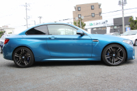 BMW Mシリーズ M2 ｸｰﾍﾟMDCT ﾋｰﾀｰ黒革 370馬力 直6ﾀｰﾎﾞ7速DCT ﾊｰﾏﾝｶｰﾄﾞﾝ ﾀｯﾁﾊﾟｯﾄﾞ対応HDDﾅﾋﾞBｶﾒﾗ 専用19AW 衝突軽減ﾌﾞﾚｰｷ 車線逸脱警告 歩行者警告 ﾌﾞﾚｰｷ付ｸﾙｺﾝ ｽﾏｰﾄｷｰ ｶｰﾎﾞﾝｲﾝﾃﾘｱﾄﾘﾑ ﾊﾟﾄﾞﾙｼﾌﾄ 2年保証