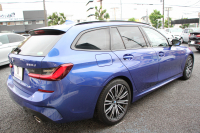 BMW 3シリーズ 320d Xdrive ﾂｰﾘﾝｸﾞMｽﾎﾟｰﾂ ｺﾝﾌｫｰﾄP 追従ACC 渋滞ﾊﾝｽﾞｵﾌ ｼｰﾄﾋｰﾀｰ LEDﾍｯﾄﾞﾗｲﾄ ｵｰﾄﾊｲﾋﾞｰﾑ ｱｯﾌﾟﾙｶｰﾌﾟﾚｲ ﾌﾙｾｸﾞTV ﾀｯﾁ画面HDDﾅﾋﾞPｱｼｽﾄ 専用ｴｱﾛ ﾊﾟﾄﾞﾙｼﾌﾄ 電動ﾄﾗﾝｸ ﾊｰﾌﾚｻﾞｰ 2年保証