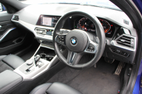 BMW 3シリーズ 320d Xdrive ﾂｰﾘﾝｸﾞMｽﾎﾟｰﾂ ｺﾝﾌｫｰﾄP 追従ACC 渋滞ﾊﾝｽﾞｵﾌ ｼｰﾄﾋｰﾀｰ LEDﾍｯﾄﾞﾗｲﾄ ｵｰﾄﾊｲﾋﾞｰﾑ ｱｯﾌﾟﾙｶｰﾌﾟﾚｲ ﾌﾙｾｸﾞTV ﾀｯﾁ画面HDDﾅﾋﾞPｱｼｽﾄ 専用ｴｱﾛ ﾊﾟﾄﾞﾙｼﾌﾄ 電動ﾄﾗﾝｸ ﾊｰﾌﾚｻﾞｰ 2年保証