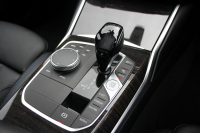 BMW 3シリーズ 320d Xdrive Mｽﾎﾟｰﾂ ﾃﾞﾋﾞｭｰP ｺﾝﾌｫｰﾄP 4WD ﾋｰﾀｰ黒革 専用ﾌﾞﾙｰｽﾃｯﾁ 19AW LEDﾍｯﾄﾞﾗｲﾄ 追従ACC ｽﾃｱﾘﾝｸﾞｻﾎﾟｰﾄ ｱｯﾌﾟﾙｶｰﾌﾟﾚｲ ﾀｯﾁ画面HDDﾅﾋﾞBMWﾗｲﾌﾞｺｯｸﾋﾟｯﾄﾞ電動ﾘｱｹﾞｰﾄ Hi-fiｽﾋﾟｰｶｰ ｱﾝﾋﾞｴﾝﾝﾄﾗｲﾄ 2年保証