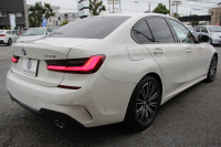BMW 3シリーズ 320i Mｽﾎﾟｰﾂ ﾊｲﾗｲﾝ ｺﾝﾌｫｰﾄP ｺﾆｬｯｸﾚｻﾞｰ ｼｰﾄﾋｰﾀｰ 追従ACC 渋滞ﾊﾝｽﾞｵﾌ 電動ﾄﾗﾝｸ Hi-fiｽﾋﾟｰｶｰ ｽﾃｱﾘﾝｸﾞｻﾎﾟｰﾄ ﾀｯﾁ画面HDDﾅﾋﾞｱｯﾌﾟﾙｶｰﾌﾟﾚｲ LEDﾍｯﾄﾞﾗｲﾄ ｵｰﾄﾊｲﾋﾞｰﾑ 専用ｴｱﾛ ﾜｲﾔﾚｽ充電 ｱｸﾃｨﾌﾞPDC緊急ﾌﾞﾚｰｷ 2年保証