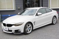 BMW 4シリーズ 420i ｸｰﾍﾟMｽﾎﾟｰﾂ LEDﾍｯﾄﾞﾗｲﾄ 追従ACC 衝突軽減ﾌﾞﾚｰｷ 車線逸脱警告 歩行者警告 専用ｴｱﾛ ﾌﾞﾗｯｸｷﾄﾞﾆｰｸﾞﾘﾙ ﾀｯﾁﾊﾟｯﾄﾞ対応HDDﾅﾋﾞｹﾞｰｼｮﾝBluetooth接続 ｽﾏｰﾄｷｰ ﾊﾟﾄﾞﾙｼﾌﾄ ﾐﾗｰETC2.0 直噴ﾀｰﾎﾞ8速AT 2年保証