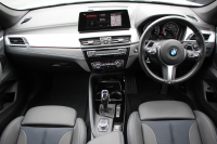 BMW X1 Xdrive18d Mｽﾎﾟｰﾂ 後期 ﾌｪｲｽﾘﾌﾄ後 追従ACC LEDﾍｯﾄﾞﾗｲﾄ&ﾃｰﾙ ﾀｯﾁﾊﾟﾈﾙ対応HDDﾅﾋﾞ新ﾒｰﾀｰ Bluetooth接続 Pｱｼｽﾄ 電動ﾄﾗﾝｸ 衝突軽減ﾌﾞﾚｰｷ 車線逸脱警告 歩行者警告 専用ｴｱﾛ 2年保証