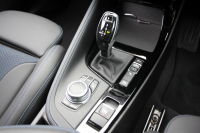 BMW X1 Xdrive18d Mｽﾎﾟｰﾂ 後期 ﾌｪｲｽﾘﾌﾄ後 追従ACC LEDﾍｯﾄﾞﾗｲﾄ&ﾃｰﾙ ﾀｯﾁﾊﾟﾈﾙ対応HDDﾅﾋﾞ新ﾒｰﾀｰ Bluetooth接続 Pｱｼｽﾄ 電動ﾄﾗﾝｸ 衝突軽減ﾌﾞﾚｰｷ 車線逸脱警告 歩行者警告 専用ｴｱﾛ 2年保証
