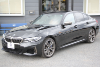 BMW 3シリーズ M340i Xdrive ｲﾉﾍﾞｰｼｮﾝP 4WD 直6ﾀｰﾎﾞ387馬力 ﾋｰﾀｰ茶革 ﾚｰｻﾞｰﾗｲﾄ 渋滞ﾊﾝｽﾞｵﾌ HUD ｼﾞｪｽﾁｬｰC ﾊｰﾏﾝｶｰﾄﾞﾝｻﾗｳﾝﾄﾞｱﾀﾞﾌﾟﾃｨﾌﾞMｻｽ 専用ﾃﾞﾌ 19AW Mｽﾎﾟｰﾂﾌﾞﾚｰｷ BMWﾗｲﾌﾞｺｯｸﾋﾟｯﾄﾞﾊﾟｰｷﾝｸﾞｱｼｽﾄﾌﾟﾗｽ 360度ｶﾒﾗ 2年保証