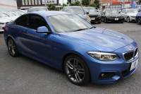 BMW 2シリーズ 220i ｸｰﾍﾟMｽﾎﾟｰﾂ 後期ﾓﾃﾞﾙ ﾌｪｲｽﾘﾌﾄ後 追従ACC LEDﾍｯﾄﾞﾗｲﾄ&ﾃｰﾙ ｵﾌﾟｼｮﾝ18AW ｼｰﾄﾋｰﾀｰ ﾀｯﾁ画面HDDﾅﾋﾞPｱｼｽﾄ Bｶﾒﾗ ｵｰﾄｴｱｺﾝ 衝突軽減ﾌﾞﾚｰｷ 車線逸脱警告 歩行者警告 専用ｴｱﾛ Bluetooth接続 2年保証