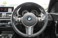 BMW 2シリーズ 220i ｸｰﾍﾟMｽﾎﾟｰﾂ 後期ﾓﾃﾞﾙ ﾌｪｲｽﾘﾌﾄ後 追従ACC LEDﾍｯﾄﾞﾗｲﾄ&ﾃｰﾙ ｵﾌﾟｼｮﾝ18AW ｼｰﾄﾋｰﾀｰ ﾀｯﾁ画面HDDﾅﾋﾞPｱｼｽﾄ Bｶﾒﾗ ｵｰﾄｴｱｺﾝ 衝突軽減ﾌﾞﾚｰｷ 車線逸脱警告 歩行者警告 専用ｴｱﾛ Bluetooth接続 2年保証
