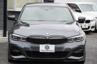 BMW 3シリーズ 320i Mｽﾎﾟｰﾂ ﾊｲﾗｲﾝ ｺﾝﾌｫｰﾄP ﾋｰﾀｰ黒革 HUD 追従ACC 渋滞ﾊﾝｽﾞｵﾌ individual19AW 電動ﾄﾗﾝｸ Hi-fiｽﾋﾟｰｶｰ ﾀｯﾁ画面HDDﾅﾋﾞｱｯﾌﾟﾙｶｰﾌﾟﾚｲ LEDﾍｯﾄﾞﾗｲﾄ ｵｰﾄﾊｲﾋﾞｰﾑ Pｱｼｽﾄ 専用ｴｱﾛ ﾜｲﾔﾚｽ充電 BMWﾗｲﾌﾞｺｯｸﾋﾟｯﾄﾞ2年保証