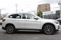 BMW X1 Xdrive18d Xﾗｲﾝ ｴﾃﾞｨｼｮﾝｼﾞｮｲﾌﾟﾗｽ ﾊｲﾗｲﾝ ｺﾝﾌｫｰﾄP 後期 ﾌｪｲｽﾘﾌﾄ後 真珠色 ﾋｰﾀｰ茶革 追従ACC LEDﾍｯﾄﾞﾗｲﾄ&ﾃｰﾙ 電動ﾄﾗﾝｸ ﾀｯﾁ画面HDDﾅﾋﾞ衝突軽減ﾌﾞﾚｰｷ 車線逸脱警告 歩行者警告 専用18AW ｳｯﾄﾞﾊﾟﾈﾙ 2年保証