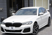 BMW 5シリーズ 523d Xdrive Mｽﾎﾟｰﾂ ｴﾃﾞｨｼｮﾝｼﾞｮｲﾌﾟﾗｽ 後期 4WD ｺﾆｬｯｸﾚｻﾞｰ ｼｰﾄﾋｰﾀｰ 渋滞ﾊﾝｽﾞｵﾌ LEDﾍｯﾄﾞﾗｲﾄ ｵｰﾄﾊｲﾋﾞｰﾑ 360度ｶﾒﾗ BMWﾗｲﾌﾞｺｯｸﾋﾟｯﾄ ﾀｯﾁ画面HDDﾅﾋﾞTV ｱｯﾌﾟﾙｶｰﾌﾟﾚｲ 追従ACC HUD 電動ﾄﾗﾝｸ 2年保証