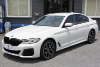 BMW 5シリーズ 523d Xdrive Mｽﾎﾟｰﾂ ｴﾃﾞｨｼｮﾝｼﾞｮｲﾌﾟﾗｽ 後期 4WD ｺﾆｬｯｸﾚｻﾞｰ ｼｰﾄﾋｰﾀｰ 渋滞ﾊﾝｽﾞｵﾌ LEDﾍｯﾄﾞﾗｲﾄ ｵｰﾄﾊｲﾋﾞｰﾑ 360度ｶﾒﾗ BMWﾗｲﾌﾞｺｯｸﾋﾟｯﾄ ﾀｯﾁ画面HDDﾅﾋﾞTV ｱｯﾌﾟﾙｶｰﾌﾟﾚｲ 追従ACC HUD 電動ﾄﾗﾝｸ 2年保証