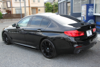 BMW 5シリーズ 530i ｴﾃﾞｨｼｮﾝﾐｯｼｮﾝｲﾝﾎﾟｯｼﾌﾞﾙ 特別仕様車 252馬力 ﾅｲﾄﾌﾞﾙｰﾚｻﾞｰ ｱﾀﾞﾌﾟﾃｨﾌﾞｻｽ ﾊｰﾏﾝｶｰﾄﾞﾝ HUD  追従ACC ｽﾃｱﾘﾝｸﾞｻﾎﾟｰﾄ ﾀｯﾁ画面HDDﾅﾋﾞTV LEDﾍｯﾄﾞﾗｲﾄ ｵｰﾄﾊｲﾋﾞｰﾑ 電動ﾄﾗﾝｸ 360度ｶﾒﾗ 全席ﾋｰﾀｰ ﾌﾞﾗｯｸ19AW 2年保証