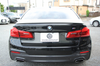 BMW 5シリーズ 530i ｴﾃﾞｨｼｮﾝﾐｯｼｮﾝｲﾝﾎﾟｯｼﾌﾞﾙ 特別仕様車 252馬力 ﾅｲﾄﾌﾞﾙｰﾚｻﾞｰ ｱﾀﾞﾌﾟﾃｨﾌﾞｻｽ ﾊｰﾏﾝｶｰﾄﾞﾝ HUD  追従ACC ｽﾃｱﾘﾝｸﾞｻﾎﾟｰﾄ ﾀｯﾁ画面HDDﾅﾋﾞTV LEDﾍｯﾄﾞﾗｲﾄ ｵｰﾄﾊｲﾋﾞｰﾑ 電動ﾄﾗﾝｸ 360度ｶﾒﾗ 全席ﾋｰﾀｰ ﾌﾞﾗｯｸ19AW 2年保証