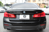 BMW 5シリーズ 530i ｴﾃﾞｨｼｮﾝﾐｯｼｮﾝｲﾝﾎﾟｯｼﾌﾞﾙ 特別仕様車 252馬力 ﾅｲﾄﾌﾞﾙｰﾚｻﾞｰ ｱﾀﾞﾌﾟﾃｨﾌﾞｻｽ ﾊｰﾏﾝｶｰﾄﾞﾝ HUD  追従ACC ｽﾃｱﾘﾝｸﾞｻﾎﾟｰﾄ ﾀｯﾁ画面HDDﾅﾋﾞTV LEDﾍｯﾄﾞﾗｲﾄ ｵｰﾄﾊｲﾋﾞｰﾑ 電動ﾄﾗﾝｸ 360度ｶﾒﾗ 全席ﾋｰﾀｰ ﾌﾞﾗｯｸ19AW 2年保証