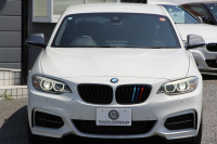 BMW 2シリーズ M235i ｸｰﾍﾟ直6ﾀｰﾎﾞ326馬力 ｱﾀﾞﾌﾟﾃｨﾌﾞMｻｽ 専用ﾌﾞﾚｰｷ Bｶﾒﾗ&ﾘｱ障害物ｿﾅｰ 衝突軽減ﾌﾞﾚｰｷ 車線逸脱警告 歩行者警告 ﾌﾞﾚｰｷ付ｸﾙｺﾝ HDDﾅﾋﾞBluetooth接続 18AW Eibachﾀﾞｳﾝｻｽ ﾊﾟﾄﾞﾙｼﾌﾄ ｽﾏｰﾄｷｰ 2年保証