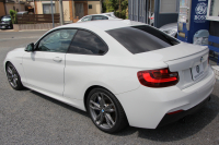 BMW 2シリーズ M235i ｸｰﾍﾟ直6ﾀｰﾎﾞ326馬力 ｱﾀﾞﾌﾟﾃｨﾌﾞMｻｽ 専用ﾌﾞﾚｰｷ Bｶﾒﾗ&ﾘｱ障害物ｿﾅｰ 衝突軽減ﾌﾞﾚｰｷ 車線逸脱警告 歩行者警告 ﾌﾞﾚｰｷ付ｸﾙｺﾝ HDDﾅﾋﾞBluetooth接続 18AW Eibachﾀﾞｳﾝｻｽ ﾊﾟﾄﾞﾙｼﾌﾄ ｽﾏｰﾄｷｰ 2年保証
