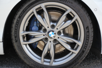 BMW 2シリーズ M235i ｸｰﾍﾟ直6ﾀｰﾎﾞ326馬力 ｱﾀﾞﾌﾟﾃｨﾌﾞMｻｽ 専用ﾌﾞﾚｰｷ Bｶﾒﾗ&ﾘｱ障害物ｿﾅｰ 衝突軽減ﾌﾞﾚｰｷ 車線逸脱警告 歩行者警告 ﾌﾞﾚｰｷ付ｸﾙｺﾝ HDDﾅﾋﾞBluetooth接続 18AW Eibachﾀﾞｳﾝｻｽ ﾊﾟﾄﾞﾙｼﾌﾄ ｽﾏｰﾄｷｰ 2年保証