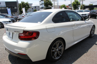 BMW 2シリーズ M235i ｸｰﾍﾟ直6ﾀｰﾎﾞ326馬力 ｱﾀﾞﾌﾟﾃｨﾌﾞMｻｽ 専用ﾌﾞﾚｰｷ Bｶﾒﾗ&ﾘｱ障害物ｿﾅｰ 衝突軽減ﾌﾞﾚｰｷ 車線逸脱警告 歩行者警告 ﾌﾞﾚｰｷ付ｸﾙｺﾝ HDDﾅﾋﾞBluetooth接続 18AW Eibachﾀﾞｳﾝｻｽ ﾊﾟﾄﾞﾙｼﾌﾄ ｽﾏｰﾄｷｰ 2年保証