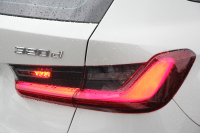 BMW 3シリーズ 320d Xdrive ﾂｰﾘﾝｸﾞMｽﾎﾟｰﾂ ﾊｲﾗｲﾝ 1ｵﾅ 4WD ﾋｰﾀｰ黒革 HUD 渋滞ﾊﾝｽﾞｵﾌ LEDﾍｯﾄﾞﾗｲﾄ ｵｰﾄﾊｲﾋﾞｰﾑ ｱｯﾌﾟﾙｶｰﾌﾟﾚｲ ﾀｯﾁ画面HDDﾅﾋﾞBMWﾗｲﾌﾞｺｯｸﾋﾟｯﾄﾞ電動ﾘｱｹﾞｰﾄ 追従ACC ｱﾝﾋﾞｴﾝﾄﾗｲﾄ ﾊﾟｰｷﾝｸﾞｱｼｽﾄ 2年保証
