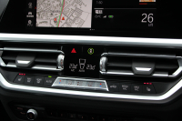 BMW 3シリーズ 320d Xdrive ﾂｰﾘﾝｸﾞMｽﾎﾟｰﾂ ﾊｲﾗｲﾝ 1ｵﾅ 4WD ﾋｰﾀｰ黒革 HUD 渋滞ﾊﾝｽﾞｵﾌ LEDﾍｯﾄﾞﾗｲﾄ ｵｰﾄﾊｲﾋﾞｰﾑ ｱｯﾌﾟﾙｶｰﾌﾟﾚｲ ﾀｯﾁ画面HDDﾅﾋﾞBMWﾗｲﾌﾞｺｯｸﾋﾟｯﾄﾞ電動ﾘｱｹﾞｰﾄ 追従ACC ｱﾝﾋﾞｴﾝﾄﾗｲﾄ ﾊﾟｰｷﾝｸﾞｱｼｽﾄ 2年保証