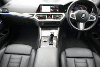 BMW 3シリーズ 320d Xdrive ﾂｰﾘﾝｸﾞMｽﾎﾟｰﾂ ﾊｲﾗｲﾝ 1ｵﾅ 4WD ﾋｰﾀｰ黒革 HUD 渋滞ﾊﾝｽﾞｵﾌ LEDﾍｯﾄﾞﾗｲﾄ ｵｰﾄﾊｲﾋﾞｰﾑ ｱｯﾌﾟﾙｶｰﾌﾟﾚｲ ﾀｯﾁ画面HDDﾅﾋﾞBMWﾗｲﾌﾞｺｯｸﾋﾟｯﾄﾞ電動ﾘｱｹﾞｰﾄ 追従ACC ｱﾝﾋﾞｴﾝﾄﾗｲﾄ ﾊﾟｰｷﾝｸﾞｱｼｽﾄ 2年保証