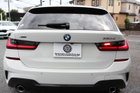 BMW 3シリーズ 320d Xdrive ﾂｰﾘﾝｸﾞMｽﾎﾟｰﾂ ﾊｲﾗｲﾝ 1ｵﾅ 4WD ﾋｰﾀｰ黒革 HUD 渋滞ﾊﾝｽﾞｵﾌ LEDﾍｯﾄﾞﾗｲﾄ ｵｰﾄﾊｲﾋﾞｰﾑ ｱｯﾌﾟﾙｶｰﾌﾟﾚｲ ﾀｯﾁ画面HDDﾅﾋﾞBMWﾗｲﾌﾞｺｯｸﾋﾟｯﾄﾞ電動ﾘｱｹﾞｰﾄ 追従ACC ｱﾝﾋﾞｴﾝﾄﾗｲﾄ ﾊﾟｰｷﾝｸﾞｱｼｽﾄ 2年保証