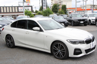 BMW 3シリーズ 320d Xdrive Mｽﾎﾟｰﾂ ｲﾉﾍﾞｰｼｮﾝP ﾃﾞﾋﾞｭｰP ｺﾝﾌｫｰﾄP 4WD ﾋｰﾀｰ黒革  BMWﾚｰｻﾞｰﾗｲﾄ HUD ｼﾞｪｽﾁｬｰC 追従ACC ｽﾃｱﾘﾝｸﾞｻﾎﾟｰﾄ 19AW ｱｯﾌﾟﾙｶｰﾌﾟﾚｲ ﾀｯﾁ画面HDDﾅﾋﾞ地ﾃﾞｼﾞ BMWﾗｲﾌﾞｺｯｸﾋﾟｯﾄﾞ電動ﾄﾗﾝｸ Hi-fiｽﾋﾟｰｶｰ 2年保証