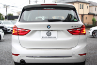 BMW 2シリーズ 218d ｸﾞﾗﾝﾂｱﾗｰ ﾗｸﾞｼﾞｭｱﾘｰ 真珠色 ADｱｸﾃｨﾌﾞｾｰﾌﾃｨ 追従ACC HUD ｻﾄﾞﾙﾌﾞﾗｳﾝﾚｻﾞｰ ｼｰﾄﾋｰﾀｰ 3列7人乗り変更後ﾀｯﾁ画面対応NEWﾅﾋﾞLEDﾍｯﾄﾞﾗｲﾄ MｽﾎﾟｰﾂOP18AW Pｱｼｽﾄ Bｶﾒﾗ ｲﾝﾃﾘｾｰﾌ ｺﾝﾌｫｰﾄP 電動Rｹﾞｰﾄ 2年保証