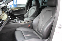 BMW 5シリーズ 530i Mｽﾎﾟｰﾂ ｾﾚｸﾄP 型式変更後｢ABA-JR20｣ 1ｵ-ﾅ ｻﾝﾙｰﾌ ﾊｰﾏﾝｶｰﾄﾞﾝ 252馬力 全席ﾋｰﾀｰ黒革 HUD 追従ACC ｽﾃｱﾘﾝｸﾞｻﾎﾟｰﾄ LEDﾍｯﾄﾞﾗｲﾄ ｵｰﾄﾊｲﾋﾞｰﾑ ﾀｯﾁ画面HDDﾅﾋﾞTV 360度ｶﾒﾗ Mspﾌﾞﾚｰｷ 19AW 電動ﾄﾗﾝｸ 専用ｴｱﾛ 2年保証