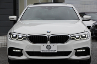 BMW 5シリーズ 530i Mｽﾎﾟｰﾂ ｾﾚｸﾄP 型式変更後｢ABA-JR20｣ 1ｵ-ﾅ ｻﾝﾙｰﾌ ﾊｰﾏﾝｶｰﾄﾞﾝ 252馬力 全席ﾋｰﾀｰ黒革 HUD 追従ACC ｽﾃｱﾘﾝｸﾞｻﾎﾟｰﾄ LEDﾍｯﾄﾞﾗｲﾄ ｵｰﾄﾊｲﾋﾞｰﾑ ﾀｯﾁ画面HDDﾅﾋﾞTV 360度ｶﾒﾗ Mspﾌﾞﾚｰｷ 19AW 電動ﾄﾗﾝｸ 専用ｴｱﾛ 2年保証