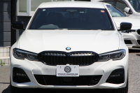 BMW 3シリーズ 320d Xdrive Mｽﾎﾟｰﾂ ｴﾃﾞｨｼｮﾝｻﾝﾗｲｽﾞ限定車 ﾋｰﾀｰ黒革 ﾚｰｻﾞｰﾗｲﾄ ｱﾀﾞﾌﾟﾃｨﾌﾞMｻｽ 専用19AW 渋滞ﾊﾝｽﾞｵﾌ Mﾘｱｽﾎﾟｲﾗｰ Mｼｰﾄﾍﾞﾙﾄ 追従ACC ｽﾃｱﾘﾝｸﾞｻﾎﾟｰﾄ BMWﾗｲﾌﾞｺｯｸﾋﾟｯﾄﾞｱｯﾌﾟﾙｶｰﾌﾟﾚｲ ﾜｲﾔﾚｽ充電 2年保証