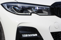 BMW 3シリーズ 320d Xdrive Mｽﾎﾟｰﾂ ｴﾃﾞｨｼｮﾝｻﾝﾗｲｽﾞ限定車 ﾋｰﾀｰ黒革 ﾚｰｻﾞｰﾗｲﾄ ｱﾀﾞﾌﾟﾃｨﾌﾞMｻｽ 専用19AW 渋滞ﾊﾝｽﾞｵﾌ Mﾘｱｽﾎﾟｲﾗｰ Mｼｰﾄﾍﾞﾙﾄ 追従ACC ｽﾃｱﾘﾝｸﾞｻﾎﾟｰﾄ BMWﾗｲﾌﾞｺｯｸﾋﾟｯﾄﾞｱｯﾌﾟﾙｶｰﾌﾟﾚｲ ﾜｲﾔﾚｽ充電 2年保証