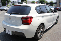 BMW 1シリーズ M135i ﾊﾟｰｷﾝｸﾞｻﾎﾟｰﾄP 直6ﾀｰﾎﾞ320馬力 ｱﾀﾞﾌﾟﾃｨﾌﾞMｻｽ ﾄﾞﾗｲﾋﾞﾝｸﾞｱｼｽﾄ 衝突軽減ﾌﾞﾚｰｷ 車線逸脱警告 歩行者警告 ﾀｯﾁﾊﾟｯﾄﾞ対応HDDﾅﾋﾞBｶﾒﾗ 専用ｴｱﾛ 18AW 専用ﾌﾞﾚｰｷ 左右独立ｵｰﾄｴｱｺﾝ ﾊﾟﾄﾞﾙｼﾌﾄ 8速AT 2年保証