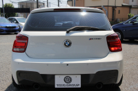 BMW 1シリーズ M135i ﾊﾟｰｷﾝｸﾞｻﾎﾟｰﾄP 直6ﾀｰﾎﾞ320馬力 ｱﾀﾞﾌﾟﾃｨﾌﾞMｻｽ ﾄﾞﾗｲﾋﾞﾝｸﾞｱｼｽﾄ 衝突軽減ﾌﾞﾚｰｷ 車線逸脱警告 歩行者警告 ﾀｯﾁﾊﾟｯﾄﾞ対応HDDﾅﾋﾞBｶﾒﾗ 専用ｴｱﾛ 18AW 専用ﾌﾞﾚｰｷ 左右独立ｵｰﾄｴｱｺﾝ ﾊﾟﾄﾞﾙｼﾌﾄ 8速AT 2年保証