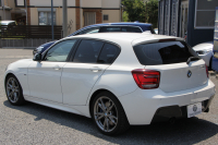 BMW 1シリーズ M135i ﾊﾟｰｷﾝｸﾞｻﾎﾟｰﾄP 直6ﾀｰﾎﾞ320馬力 ｱﾀﾞﾌﾟﾃｨﾌﾞMｻｽ ﾄﾞﾗｲﾋﾞﾝｸﾞｱｼｽﾄ 衝突軽減ﾌﾞﾚｰｷ 車線逸脱警告 歩行者警告 ﾀｯﾁﾊﾟｯﾄﾞ対応HDDﾅﾋﾞBｶﾒﾗ 専用ｴｱﾛ 18AW 専用ﾌﾞﾚｰｷ 左右独立ｵｰﾄｴｱｺﾝ ﾊﾟﾄﾞﾙｼﾌﾄ 8速AT 2年保証
