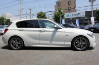 BMW 1シリーズ M135i ﾊﾟｰｷﾝｸﾞｻﾎﾟｰﾄP 直6ﾀｰﾎﾞ320馬力 ｱﾀﾞﾌﾟﾃｨﾌﾞMｻｽ ﾄﾞﾗｲﾋﾞﾝｸﾞｱｼｽﾄ 衝突軽減ﾌﾞﾚｰｷ 車線逸脱警告 歩行者警告 ﾀｯﾁﾊﾟｯﾄﾞ対応HDDﾅﾋﾞBｶﾒﾗ 専用ｴｱﾛ 18AW 専用ﾌﾞﾚｰｷ 左右独立ｵｰﾄｴｱｺﾝ ﾊﾟﾄﾞﾙｼﾌﾄ 8速AT 2年保証