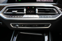 BMW X5 M50i ﾄﾞﾗｲﾋﾞﾝｸﾞﾀﾞｲﾅﾐｸｽP V8ﾂｲﾝﾀｰﾎﾞ530馬力 ﾊﾟﾉﾗﾏｻﾝﾙｰﾌ 全席ﾋｰﾀｰ黒革 ﾊｰﾏﾝｶｰﾄﾞﾝｻｳﾝﾄﾞ22AW ｱﾀﾞﾌﾟﾃｨﾌﾞMｻｽ 追従ACC HUD 渋滞ﾊﾝｽﾞｵﾌ 360度ｶﾒﾗ ﾀｯﾁ画面HDDﾅﾋﾞTV ｱｯﾌﾟﾙｶｰﾌﾟﾚｲ LEDﾍｯﾄﾞﾗｲﾄ ｴｱｻｽ 2年保証