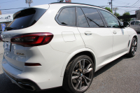 BMW X5 M50i ﾄﾞﾗｲﾋﾞﾝｸﾞﾀﾞｲﾅﾐｸｽP V8ﾂｲﾝﾀｰﾎﾞ530馬力 ﾊﾟﾉﾗﾏｻﾝﾙｰﾌ 全席ﾋｰﾀｰ黒革 ﾊｰﾏﾝｶｰﾄﾞﾝｻｳﾝﾄﾞ22AW ｱﾀﾞﾌﾟﾃｨﾌﾞMｻｽ 追従ACC HUD 渋滞ﾊﾝｽﾞｵﾌ 360度ｶﾒﾗ ﾀｯﾁ画面HDDﾅﾋﾞTV ｱｯﾌﾟﾙｶｰﾌﾟﾚｲ LEDﾍｯﾄﾞﾗｲﾄ ｴｱｻｽ 2年保証