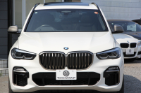 BMW X5 M50i ﾄﾞﾗｲﾋﾞﾝｸﾞﾀﾞｲﾅﾐｸｽP V8ﾂｲﾝﾀｰﾎﾞ530馬力 ﾊﾟﾉﾗﾏｻﾝﾙｰﾌ 全席ﾋｰﾀｰ黒革 ﾊｰﾏﾝｶｰﾄﾞﾝｻｳﾝﾄﾞ22AW ｱﾀﾞﾌﾟﾃｨﾌﾞMｻｽ 追従ACC HUD 渋滞ﾊﾝｽﾞｵﾌ 360度ｶﾒﾗ ﾀｯﾁ画面HDDﾅﾋﾞTV ｱｯﾌﾟﾙｶｰﾌﾟﾚｲ LEDﾍｯﾄﾞﾗｲﾄ ｴｱｻｽ 2年保証