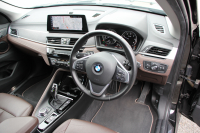 BMW X1 Xdrive18d Xﾗｲﾝ ﾊｲﾗｲﾝ ｺﾝﾌｫｰﾄP 後期 追従ACC ﾋｰﾀｰ茶革 LEDﾍｯﾄﾞﾗｲﾄ&ﾃｰﾙ ﾜｲﾔﾚｽ充電 ｽﾗｲﾃﾞｨﾝｸﾞﾘｱｼｰﾄ ﾀｯﾁ画面HDDﾅﾋﾞPｱｼｽﾄ 電動ﾘｱｹﾞｰﾄ 衝突軽減ﾌﾞﾚｰｷ 車線逸脱警告 歩行者警告 18AW 2年保証