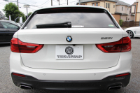 BMW 5シリーズ 523i ﾂｰﾘﾝｸﾞMｽﾎﾟｰﾂ ﾊｲﾗｲﾝ 中期 型式変更後｢3BA-JT20T｣NEWｲﾝﾃﾘｱ 新HDDﾅﾋﾞｱｯﾌﾟﾙｶｰﾌﾟﾚｲ BMWﾗｲﾌﾞｺｯｸﾋﾟｯﾄ 全席ﾋｰﾀｰ黒革 追従ACC LEDﾍｯﾄﾞﾗｲﾄ ｵｰﾄﾊｲﾋﾞｰﾑ 360度ｶﾒﾗ 電動ﾘｱｹﾞｰﾄ ｽﾃｱﾘﾝｸﾞｻﾎﾟｰﾄ 2年保証