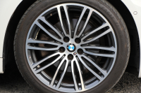 BMW 5シリーズ 523i ﾂｰﾘﾝｸﾞMｽﾎﾟｰﾂ ﾊｲﾗｲﾝ 中期 型式変更後｢3BA-JT20T｣NEWｲﾝﾃﾘｱ 新HDDﾅﾋﾞｱｯﾌﾟﾙｶｰﾌﾟﾚｲ BMWﾗｲﾌﾞｺｯｸﾋﾟｯﾄ 全席ﾋｰﾀｰ黒革 追従ACC LEDﾍｯﾄﾞﾗｲﾄ ｵｰﾄﾊｲﾋﾞｰﾑ 360度ｶﾒﾗ 電動ﾘｱｹﾞｰﾄ ｽﾃｱﾘﾝｸﾞｻﾎﾟｰﾄ 2年保証