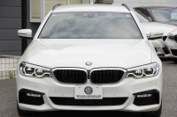 BMW 5シリーズ 523i ﾂｰﾘﾝｸﾞMｽﾎﾟｰﾂ ﾊｲﾗｲﾝ 中期 型式変更後｢3BA-JT20T｣NEWｲﾝﾃﾘｱ 新HDDﾅﾋﾞｱｯﾌﾟﾙｶｰﾌﾟﾚｲ BMWﾗｲﾌﾞｺｯｸﾋﾟｯﾄ 全席ﾋｰﾀｰ黒革 追従ACC LEDﾍｯﾄﾞﾗｲﾄ ｵｰﾄﾊｲﾋﾞｰﾑ 360度ｶﾒﾗ 電動ﾘｱｹﾞｰﾄ ｽﾃｱﾘﾝｸﾞｻﾎﾟｰﾄ 2年保証