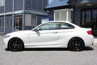 BMW 2シリーズ M240i ｸｰﾍﾟ後期 B58新ｴﾝｼﾞﾝ 直6ﾀｰﾎﾞ340馬力 追従ACC LEDﾍｯﾄﾞﾗｲﾄ LEDﾃｰﾙ ｼｰﾄﾋｰﾀｰ ｼﾞｪｯﾄﾌﾞﾗｯｸ19AW ｱﾀﾞﾌﾟﾃｨﾌﾞMｻｽ 専用ﾌﾞﾚｰｷ ﾀｯﾁ画面HDDﾅﾋﾞPｱｼｽﾄ ﾊﾟﾄﾞﾙｼﾌﾄ 8速AT 衝突軽減ﾌﾞﾚｰｷ 車線逸脱&歩行者警告 2年保証