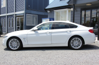 BMW 4シリーズ 420i ｸﾞﾗﾝｸｰﾍﾟﾗｸﾞｼﾞｭｱﾘｰ 後期 1ｵｰﾅ  真珠色 ﾋｰﾀｰ付ﾍﾞｰｼﾞｭﾚｻﾞｰ 液晶ﾒｰﾀｰ LEDﾍｯﾄﾞﾗｲﾄ&ﾃｰﾙ 追従ACC ﾚｰﾝﾁｪﾝｼﾞ警告 ﾌﾙｾｸﾞTV ﾄｯﾌﾟﾋﾞｭｰｶﾒﾗ ｻｲﾄﾞﾋﾞｭｰｶﾒﾗ Pｱｼｽﾄ ﾀｯﾁ画面HDDﾅﾋﾞ電動ﾄﾗﾝｸ ｽﾏｰﾄｷｰ 2年保証