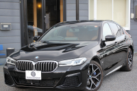 BMW 5シリーズ 530i Mｽﾎﾟｰﾂ 後期 1ｵｰﾅｰ 252馬力 全席ﾋｰﾀｰ茶革 渋滞ﾊﾝｽﾞｵﾌ 360度ｶﾒﾗ 追従ACC ｱﾀﾞﾌﾟﾃｨﾌﾞｻｽ Mspﾌﾞﾚｰｷ BMWﾗｲﾌﾞｺｯｸﾋﾟｯﾄﾞｱｯﾌﾟﾙｶｰﾌﾟﾚｲ ﾀｯﾁ画面HDDﾅﾋﾞTV 電動ﾄﾗﾝｸ LEDﾍｯﾄﾞﾗｲﾄ ｵｰﾄﾊｲﾋﾞｰﾑ 専用ｴｱﾛ 2年保証
